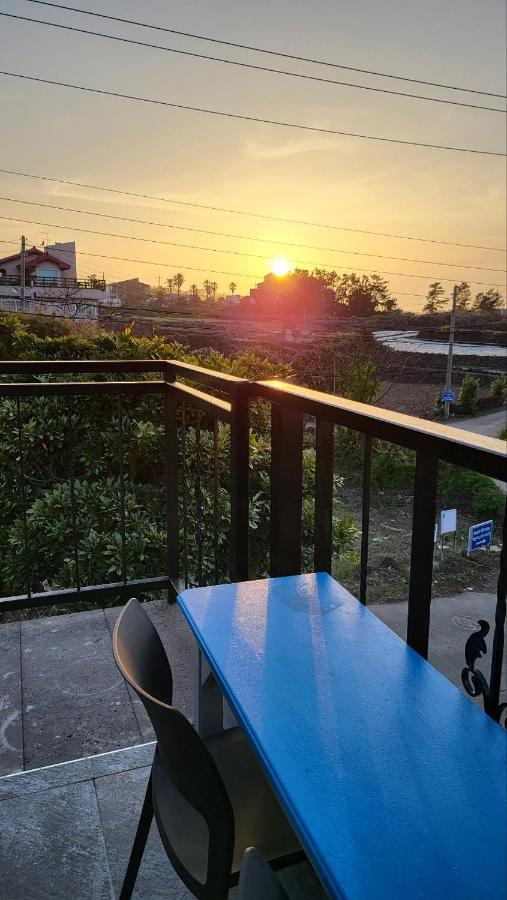 Aewol Coast 34 Hotel Jeju Ngoại thất bức ảnh